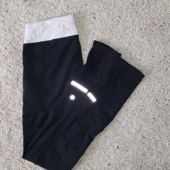 SOLD- Lululemon speed tights with ankle ruching - Picture 2 of 9